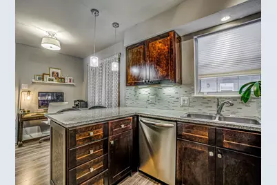 4303 Buena Vista Street #203, Dallas, TX 75205 - Photo 6