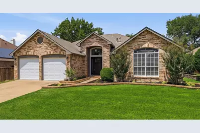 2313 Whitman Lane, Flower Mound, TX 75028 - Photo 2