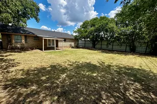5908 Derek Dr, Watauga, TX 76148 - Photo 20