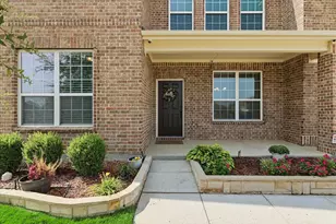 1021 Plateau Rdg Wy, Fort Worth, TX 76052 - Photo 2