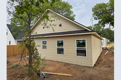 201 W Cherry Street, Nocona, TX 76255 - Photo 4