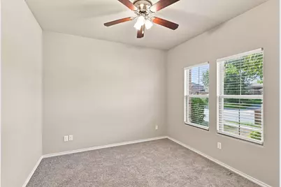 612 River Rock Drive, Azle, TX 76020 - Photo 4
