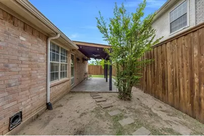 9817 Belfort Drive, Frisco, TX 75035 - Photo 34