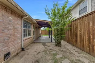 9817 Belfort Dr, Frisco, TX 75035 - Photo 34
