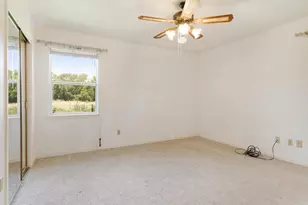108 W Cunningham St, Bonham, TX 75418 - Photo 16