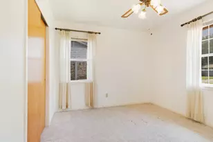 108 W Cunningham St, Bonham, TX 75418 - Photo 18