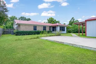 108 W Cunningham St, Bonham, TX 75418 - Photo 22