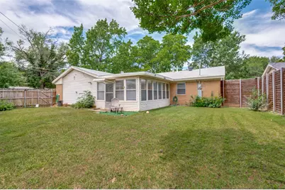 2002 Winthrop Street, Irving, TX 75061 - Photo 12