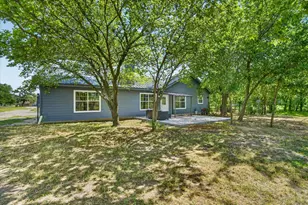 1301 County Rd 705, Joshua, TX 76058 - Photo 8