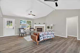 1301 County Rd 705, Joshua, TX 76058 - Photo 12