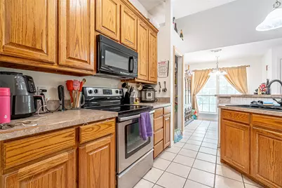 4427 Hunters Glen Court, Granbury, TX 76048 - Photo 10