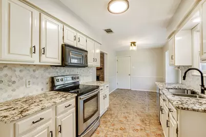 355 Aspenway Drive, Coppell, TX 75019 - Photo 12