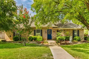 355 Aspenway Dr, Coppell, TX 75019 - Photo 2
