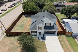 3825 Williamsburg Dr, Garland, TX 75043 - Photo 2