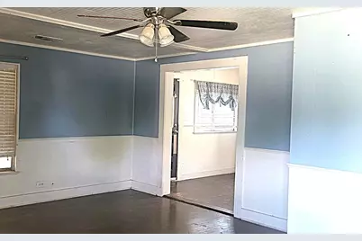 402 S Avenue D, Olney, TX 76374 - Photo 8