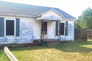 402 S Ave D, Olney, TX 76374 - Photo 4