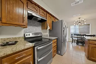 6905 Yorkston St, Watauga, TX 76148 - Photo 12