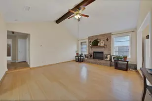 6905 Yorkston St, Watauga, TX 76148 - Photo 8