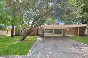 6905 Yorkston St, Watauga, TX 76148 - Photo 2
