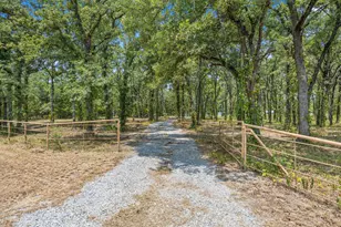 1250 Brooks Ln, Kaufman, TX 75142 - Photo 2