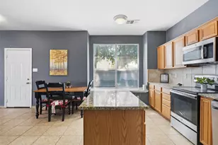 1125 Urban Dr, DeSoto, TX 75115 - Photo 10