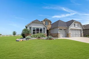 12424 Blue Granite Dr, Denton, TX 76207 - Photo 2