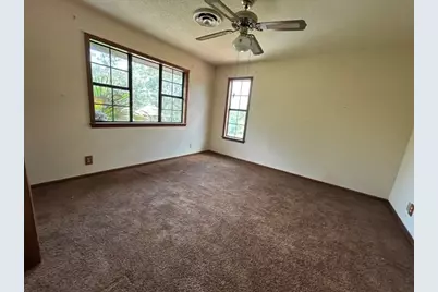 3079 Coletoville Road E, Victoria, TX 77905 - Photo 14