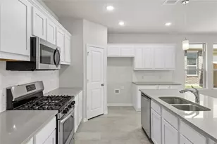 2845 Rose Heath Ln, Fort Worth, TX 76108 - Photo 10
