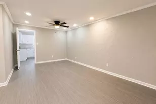 3709 Ashford Ave, Fort Worth, TX 76133 - Photo 12