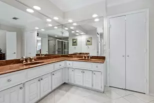 6803 Fernshaw Dr, Dallas, TX 75248 - Photo 28