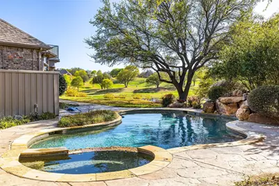 6809 Cedar Ridge Court, Plano, TX 75093 - Photo 10