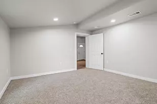 1008 W 10th St, Bonham, TX 75418 - Photo 18