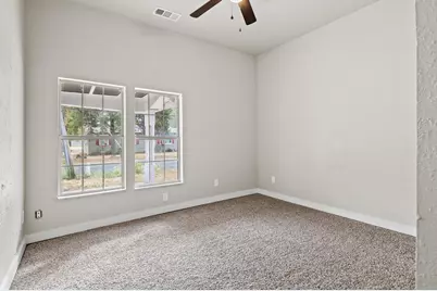 1008 W 10th Street, Bonham, TX 75418 - Photo 8