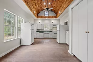 1008 W 10th St, Bonham, TX 75418 - Photo 10