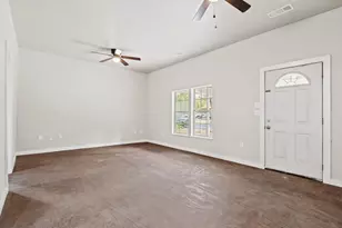1008 W 10th St, Bonham, TX 75418 - Photo 6