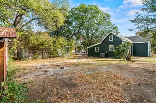 1008 W 10th St, Bonham, TX 75418 - Photo 22