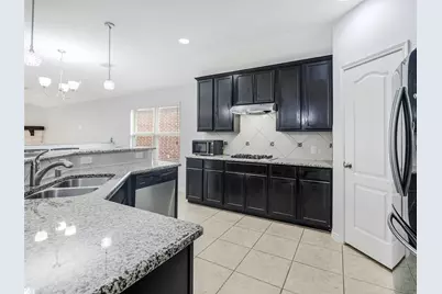 1916 Gayla Creek Drive, Little Elm, TX 75068 - Photo 10
