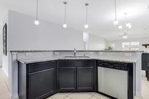 1916 Gayla Creek Dr, Little Elm, TX 75068 - Photo 12