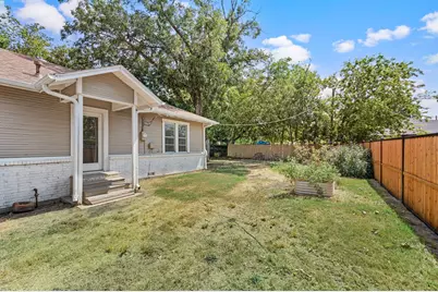 607 N Church Street, Pilot Point, TX 76258 - Photo 22