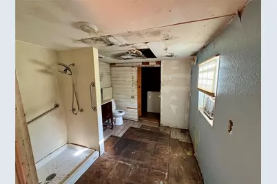 1201 Market Street W, Honey Grove, TX 75446 - Photo 12