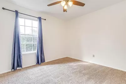 828 Lynne Lane, Burleson, TX 76028 - Photo 4