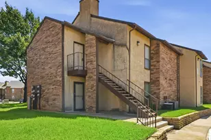 2103 Friendly Dr, Arlington, TX 76011 - Photo 6