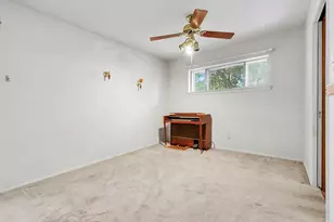 1932 Pilgrim Dr, Irving, TX 75061 - Photo 14