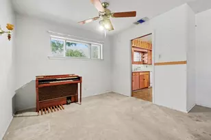1932 Pilgrim Dr, Irving, TX 75061 - Photo 6