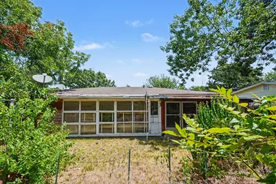 1932 Pilgrim Drive, Irving, TX 75061 - Photo 32