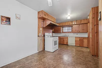 1932 Pilgrim Drive, Irving, TX 75061 - Photo 4