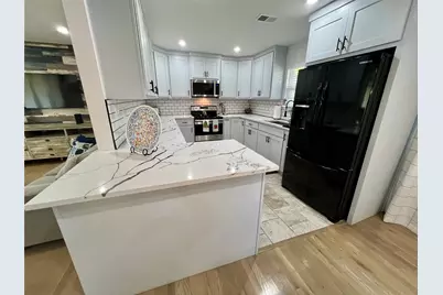 1113 Eric Avenue, Arlington, TX 76012 - Photo 12