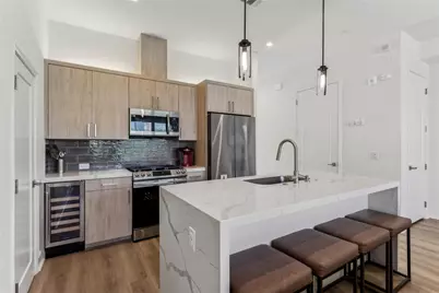 1901 S Harwood Street #301, Dallas, TX 75215 - Photo 6