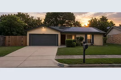 6205 Sunnybrook Drive, Watauga, TX 76148 - Photo 2