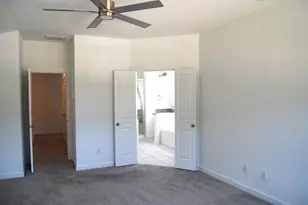 369 Oakbend Dr, Lewisville, TX 75067 - Photo 10